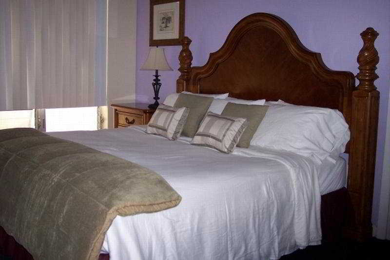 Cheston House - Clothing Optional All Male Guesthouse ฟอร์ต ลอเดอร์เดล ภายนอก รูปภาพ