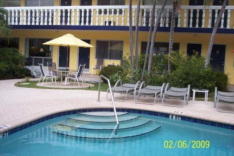 Cheston House - Clothing Optional All Male Guesthouse ฟอร์ต ลอเดอร์เดล ภายนอก รูปภาพ