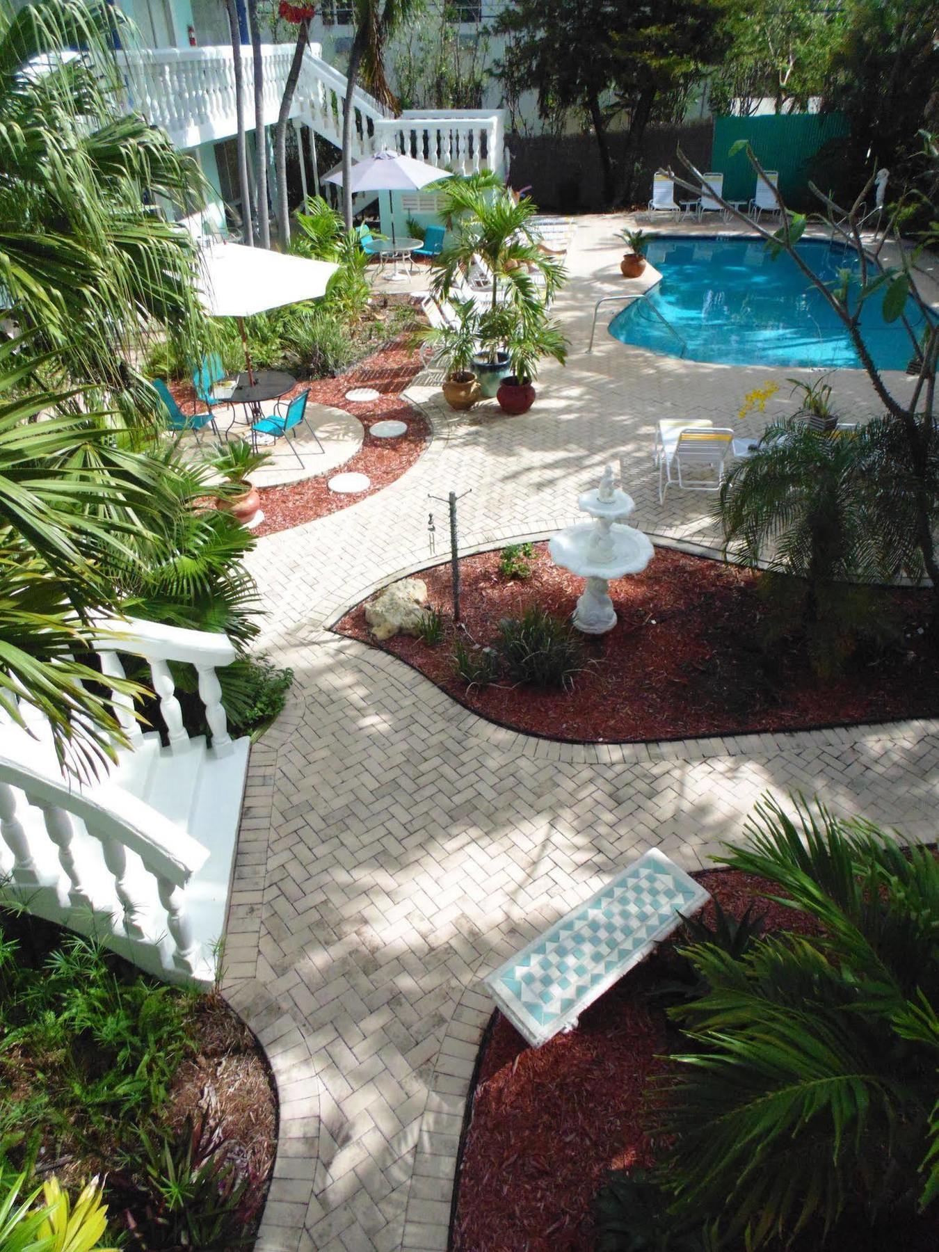 Cheston House - Clothing Optional All Male Guesthouse ฟอร์ต ลอเดอร์เดล ภายนอก รูปภาพ