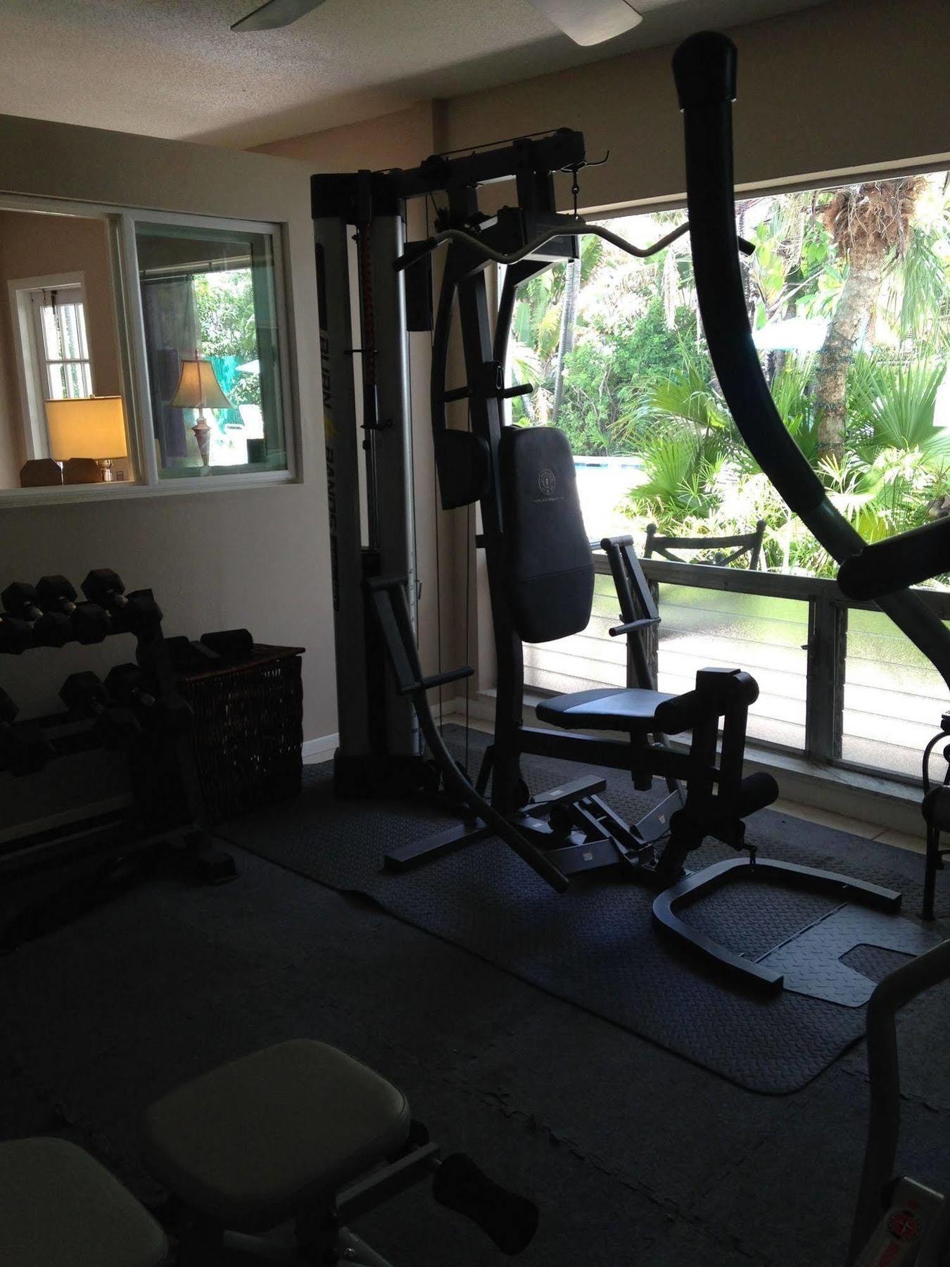 Cheston House - Clothing Optional All Male Guesthouse ฟอร์ต ลอเดอร์เดล ภายนอก รูปภาพ